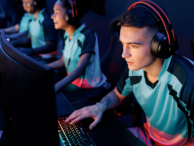 E-Sports and Mediation: Navigating the Virtual Arena of Conflict Resolution